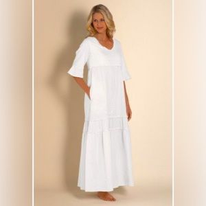 SOFT SURROUNDINGS Women
Embroidered V-neck Tiered Maxi Dress, Nightgown. Size Lg